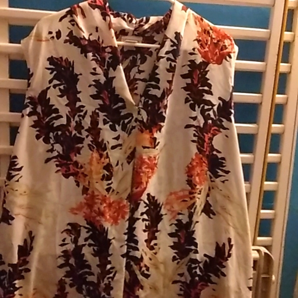 Blouse sleevless